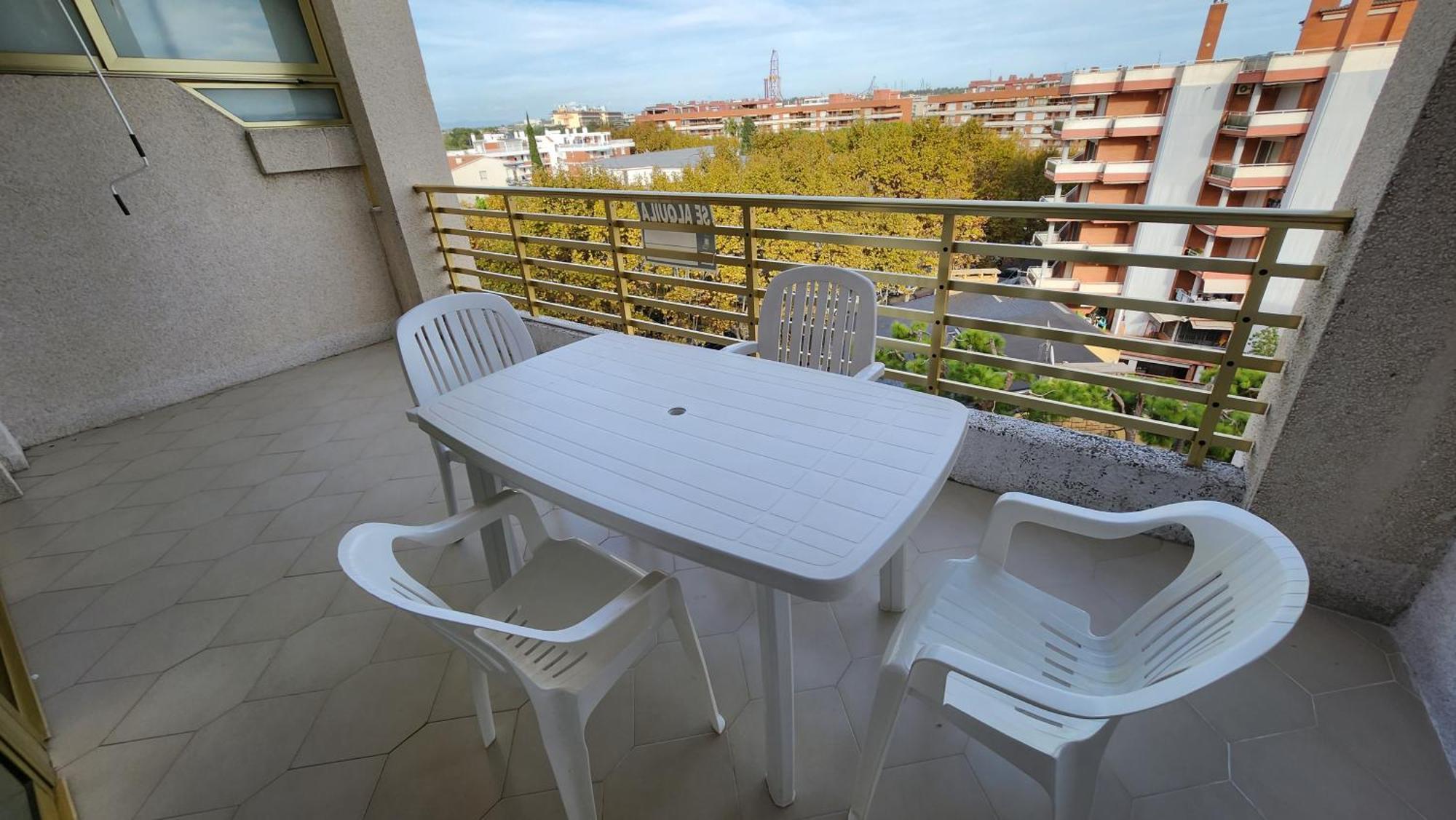 Apartments Novelty Салоу Экстерьер фото