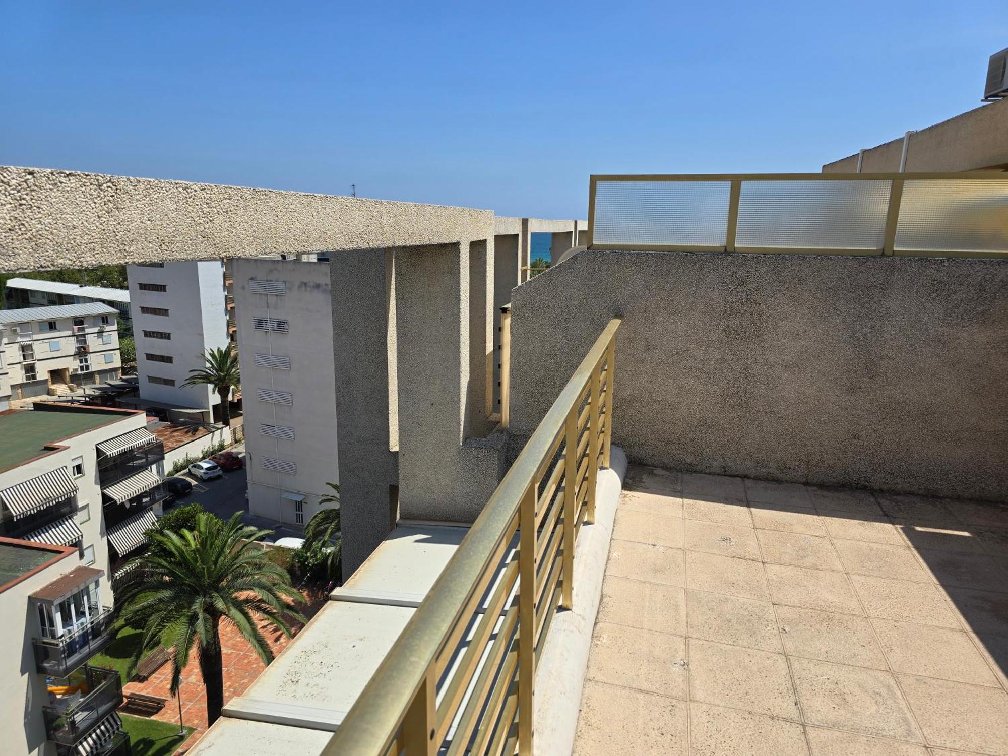 Apartments Novelty Салоу Экстерьер фото