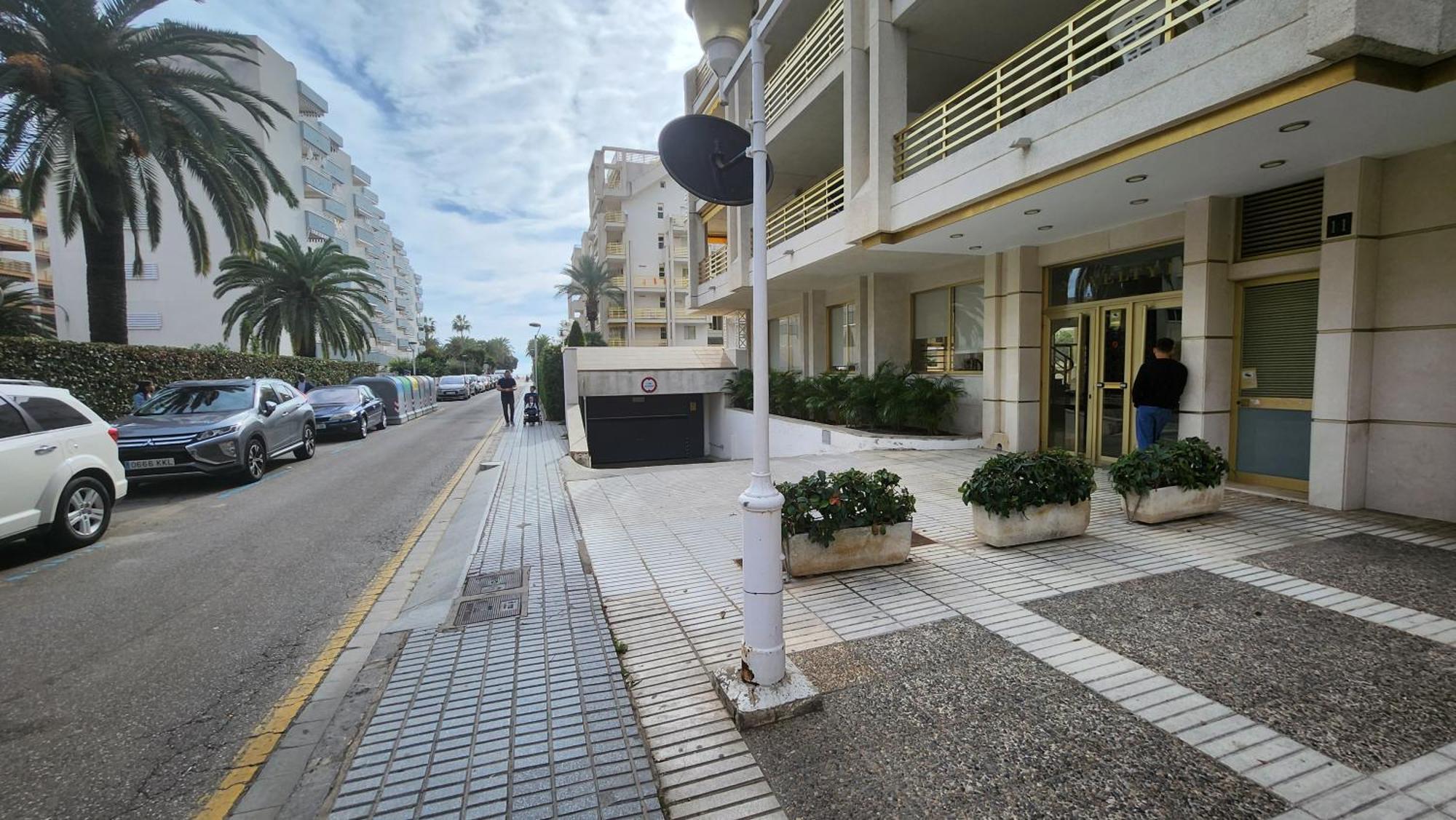 Apartments Novelty Салоу Экстерьер фото